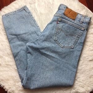 LEVI’S Men’s Vintage 550 Light Wash Jeans